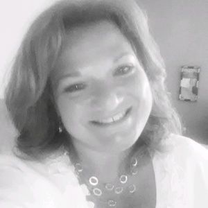 Meet your Posher, Flo